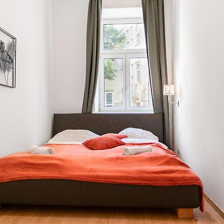 Welcoming 3Br Budget Apt. Well Connected Vienna Exterior photo